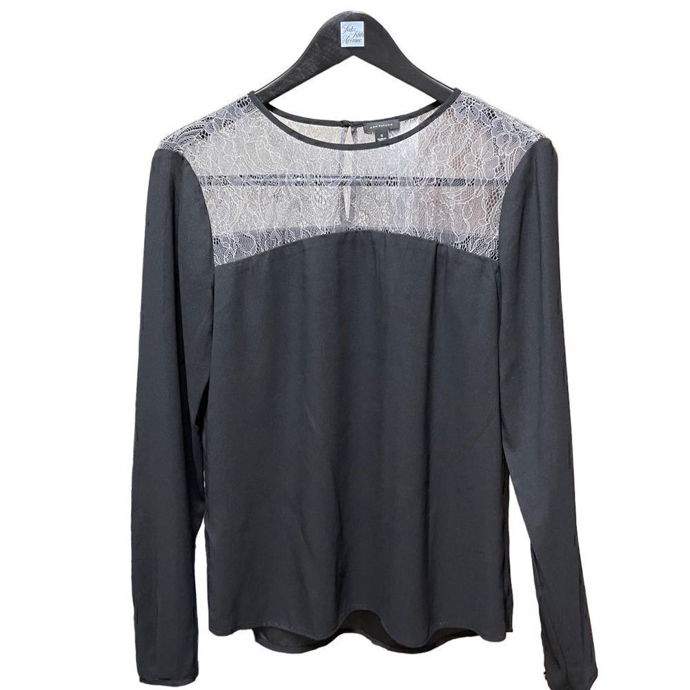 🌟70% OFF🌟 Ann Taylor Black Lace Neck Long Sleeve Blouse